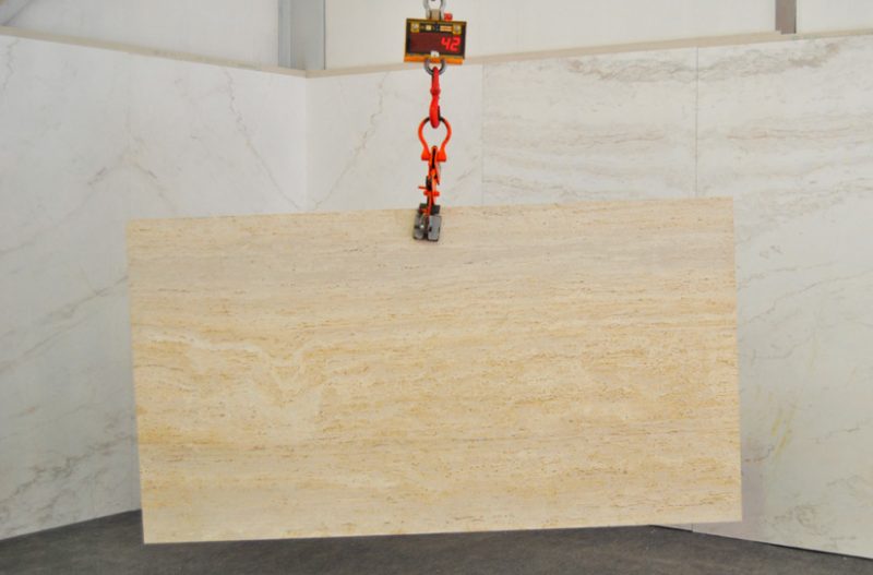 Comportamiento mecánico de los paneles sandwich de piedra natural - Mechanical behaviour of natural stone sandwIch panels